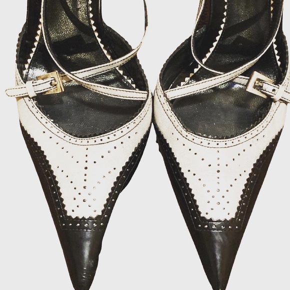 Prada two-tone Oxford heels - Picture 3 of 11